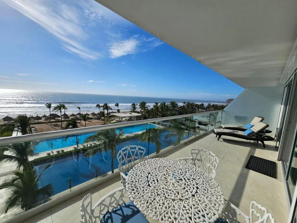 Oceanview Luxury Condo At Peninsula Масатлан 0*,