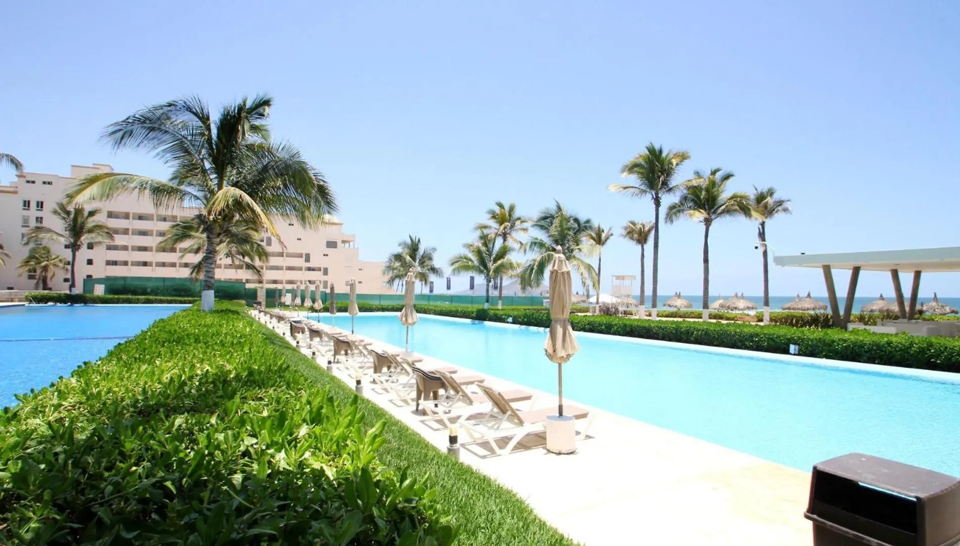 Oceanview Luxury Condo At Peninsula Масатлан 0*,